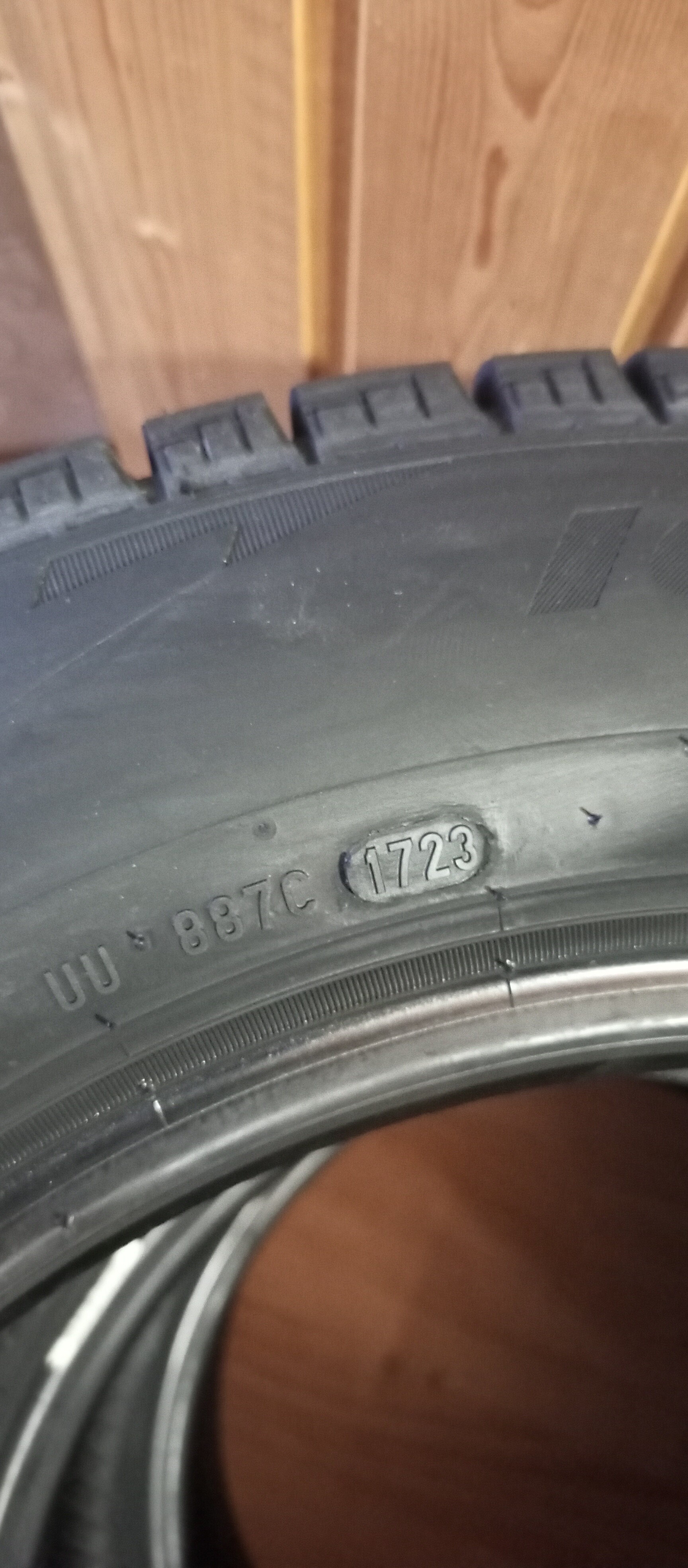 Купить зимние шины PIRELLI Ice Zero Friction 195/65R15 95 T, цены в  Волгограде — интернет-магазин VIRBACauto